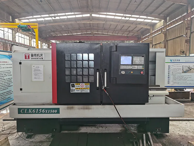 Mesin bubut CNC CLK6156